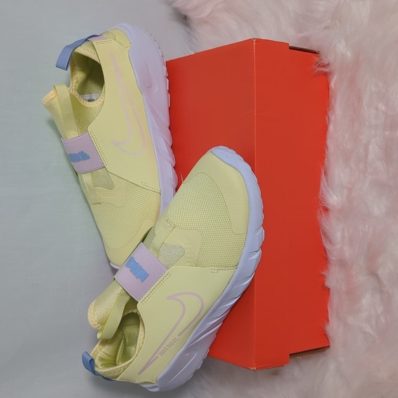 Nike Flex Runner 2 - Picture 4 of 6